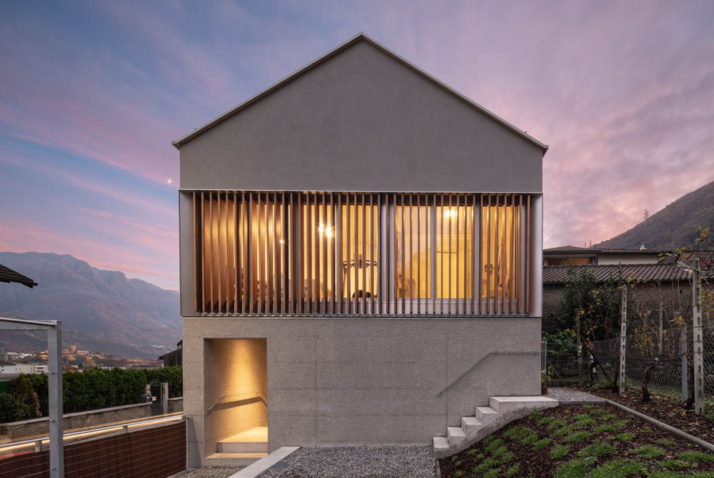 Casa Privata, Ticino, Svizzera, foto notturna, architetto Diego Guidotti